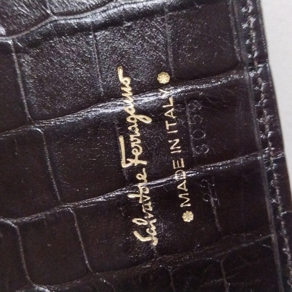 Brown Crocodile-Embossed Leather Long Wallet - Salvatore Ferragamo Womens Luxury - Picture 11 of 15